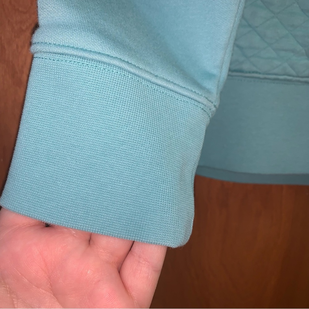 L.L.Bean Woman’s Blue Quilted Pullover Sweatshirt size Small - Picture 5 of 9